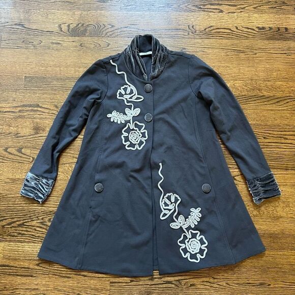Inside Out Women's Gray Embroidered Floral Soutache Jacket Coat Small - Picture 1 of 9